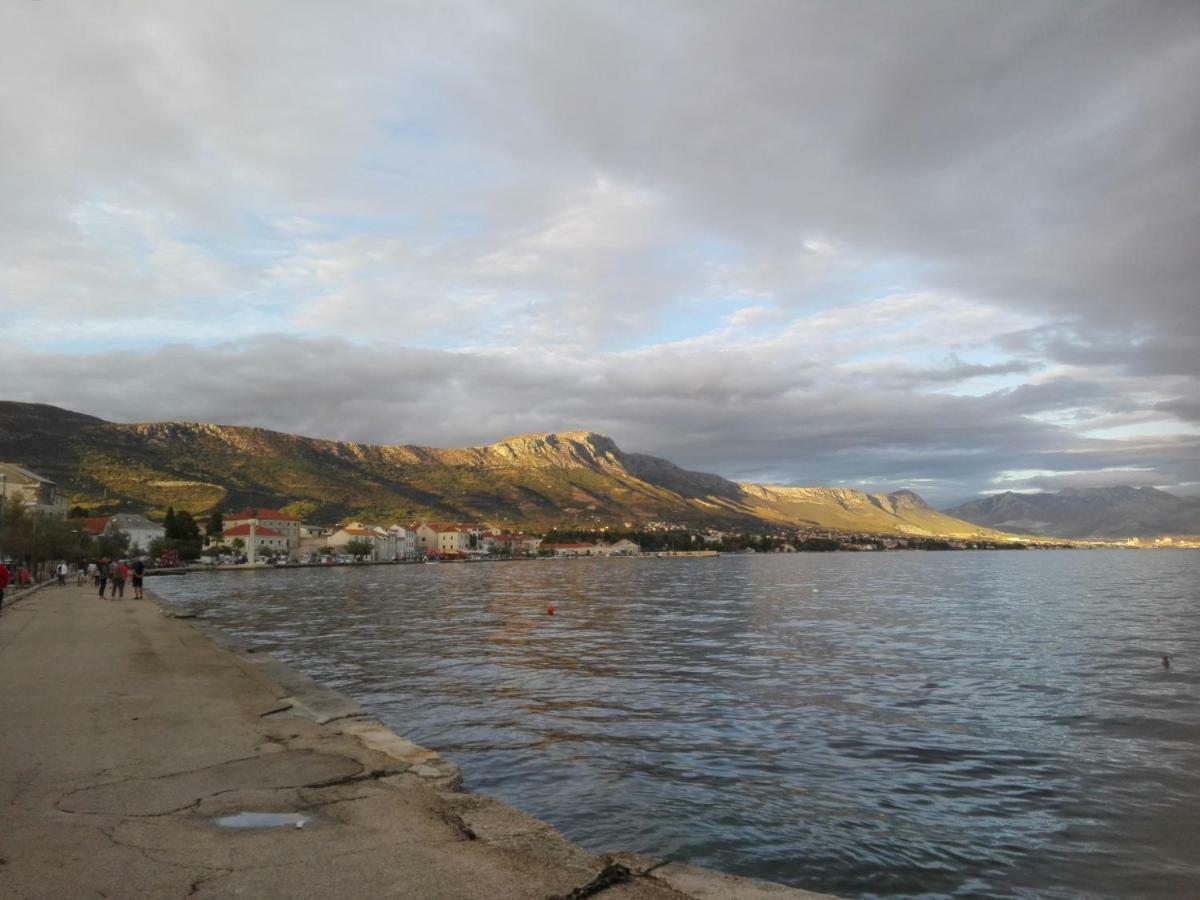 Apartman Drazin Kaštela Exteriör bild